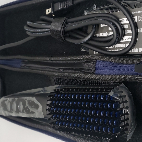 NEW IN PACKAGE Arkam Ionic Beard Straightener Brush Black - Picture 8 of 10